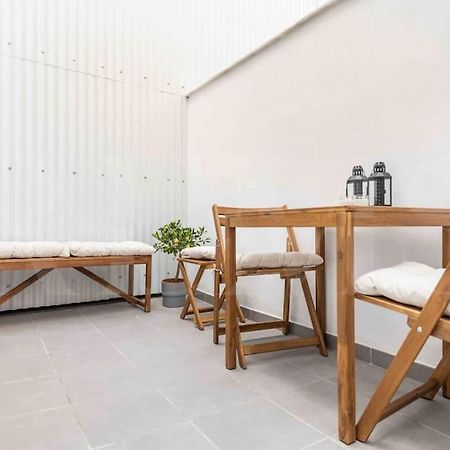 Fresh & Stylish Apartment With Parking By Rems Málaga Extérieur photo