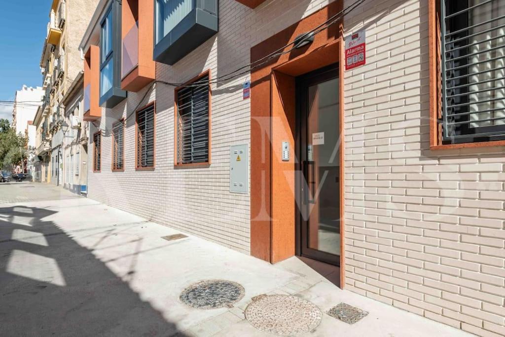 Fresh & Stylish Apartment With Parking By Rems Málaga Extérieur photo